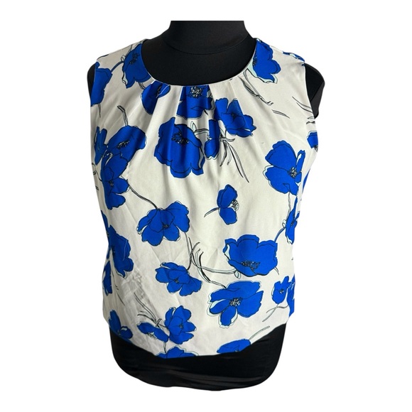 Liz Claiborne Tops - Liz Claiborne career Floral print Blue and White sleeveless preppy blouse Sz XL